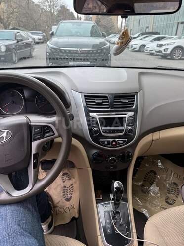 Hyundai Accent 2014, 184,428 km - 1.6 l - Bakı
