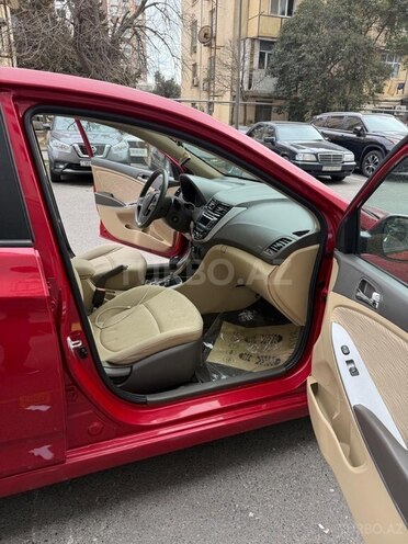 Hyundai Accent 2014, 184,428 km - 1.6 l - Bakı