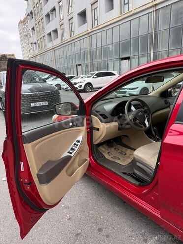 Hyundai Accent 2014, 184,428 km - 1.6 l - Bakı