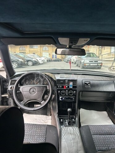 Mercedes C 180 1995, 310,578 km - 1.8 л - Bakı
