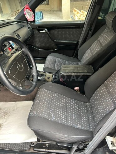 Mercedes C 180 1995, 310,578 km - 1.8 л - Bakı