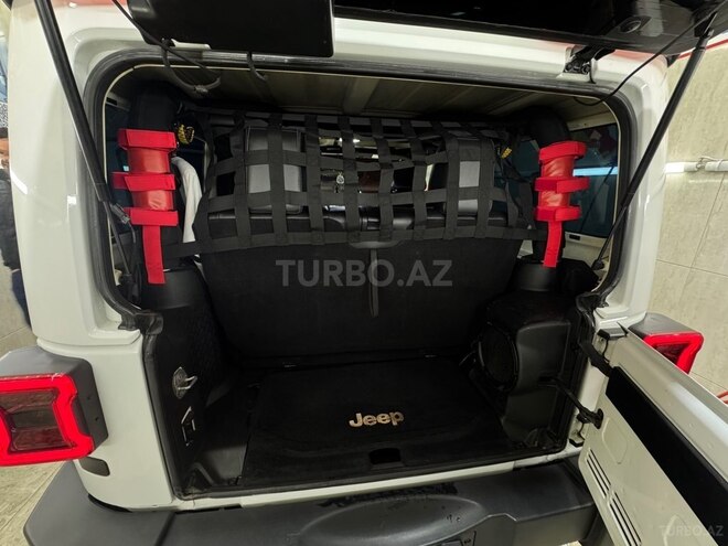 Jeep Wrangler-17