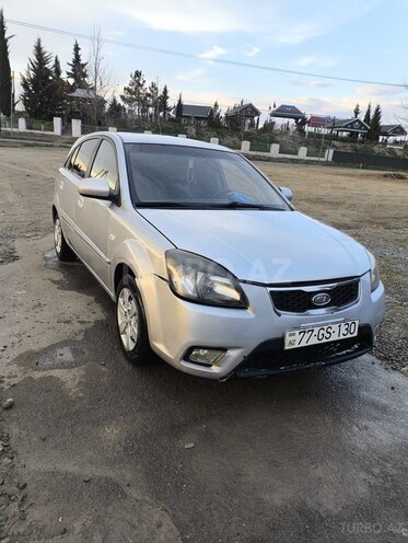 Kia Rio 2009, 253,000 km - 1.5 л - Füzuli