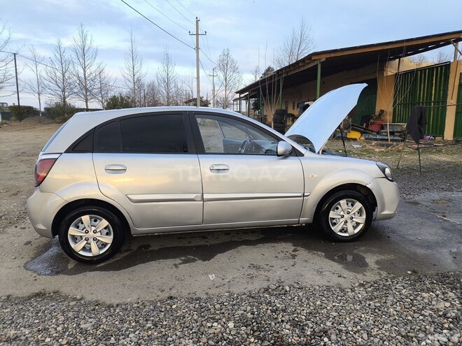 Kia Rio 2009, 253,000 km - 1.5 л - Füzuli