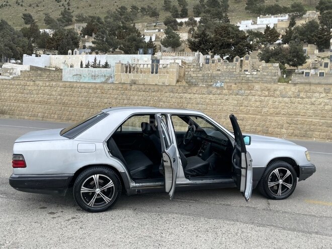 Mercedes 230 E 1990, 250,000 km - 2.3 l - Bakı