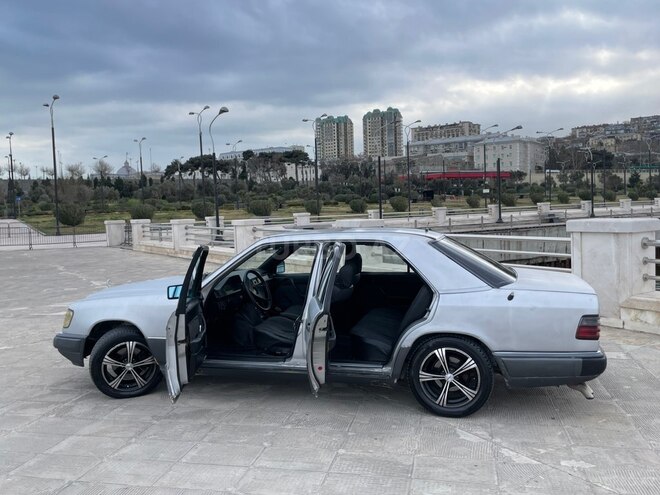 Mercedes 230 E 1990, 250,000 km - 2.3 l - Bakı