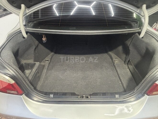 BMW 525 2006, 280,000 km - 2.5 l - Bakı