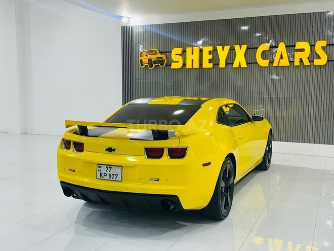 Chevrolet Camaro-16