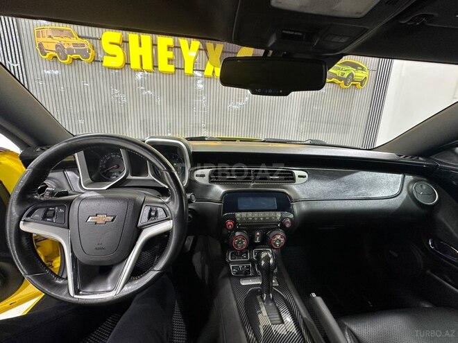 Chevrolet Camaro-18