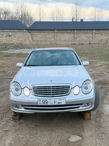 Mercedes E 270 2005, 304,000 km - 2.7 l - Gəncə