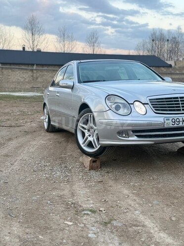 Mercedes E 270 2005, 304,000 km - 2.7 l - Gəncə