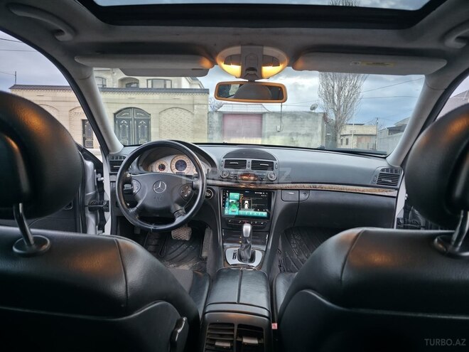 Mercedes E 270 2005, 304,000 km - 2.7 l - Gəncə
