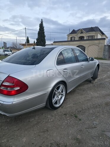 Mercedes E 270 2005, 304,000 km - 2.7 l - Gəncə