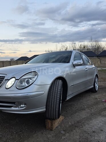 Mercedes E 270 2005, 304,000 km - 2.7 l - Gəncə