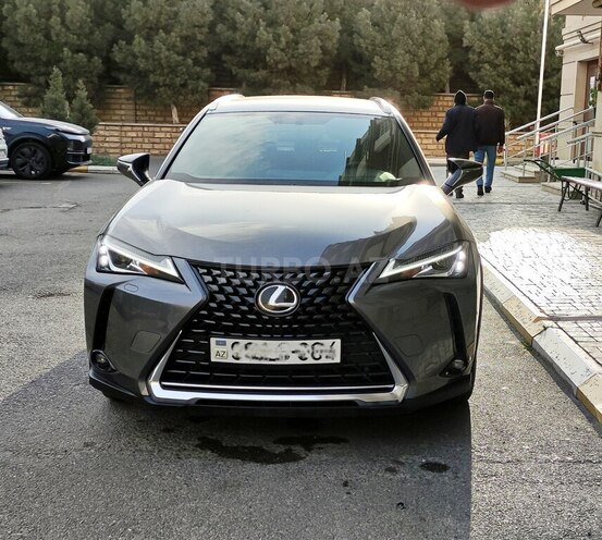 Lexus UX 200-5