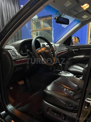 Hyundai Santa Fe-17