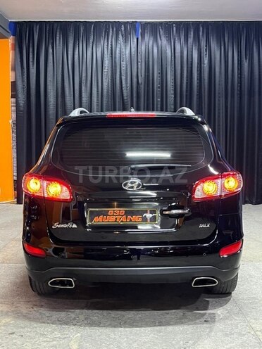 Hyundai Santa Fe-11