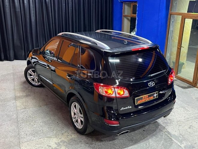 Hyundai Santa Fe-9