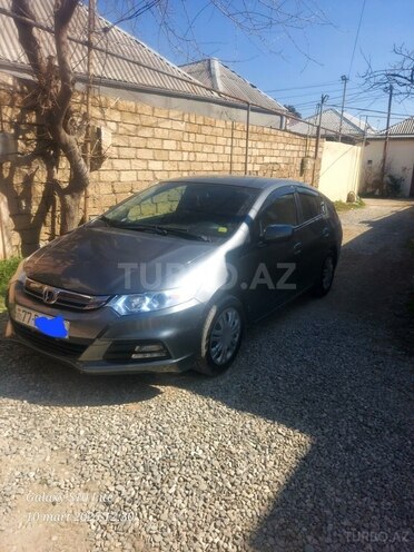 Honda Insight-4