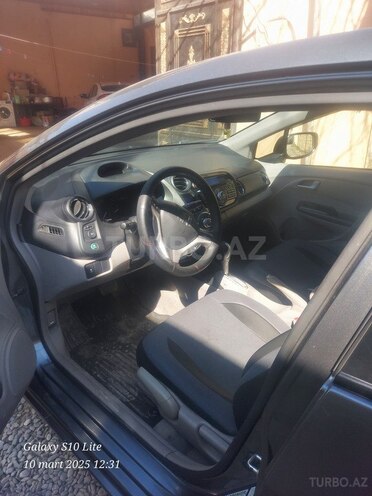 Honda Insight-10