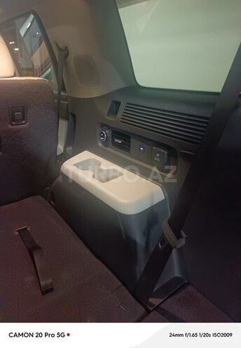 Hyundai Santa Fe-15