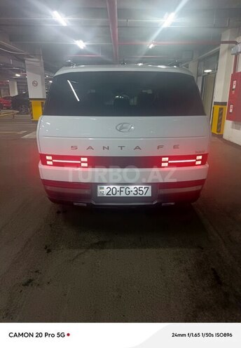 Hyundai Santa Fe-17