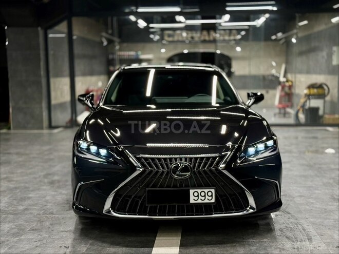 Lexus ES 300h-1