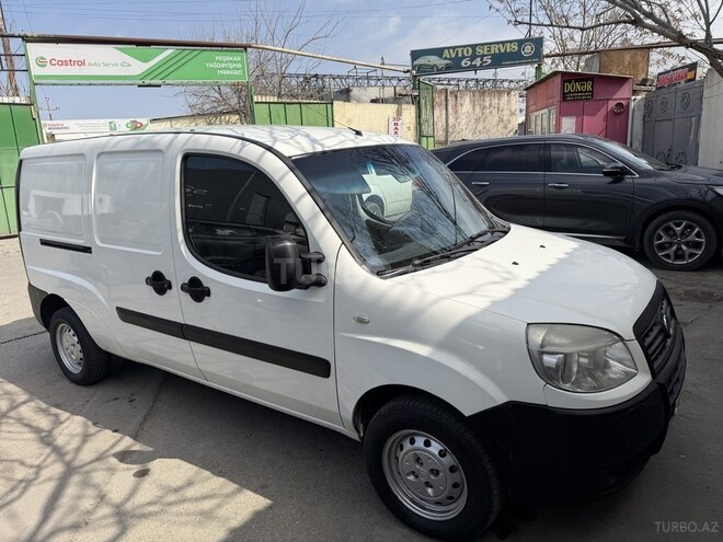 Fiat Doblo 2010, 370,000 km - 1.3 l - Bakı