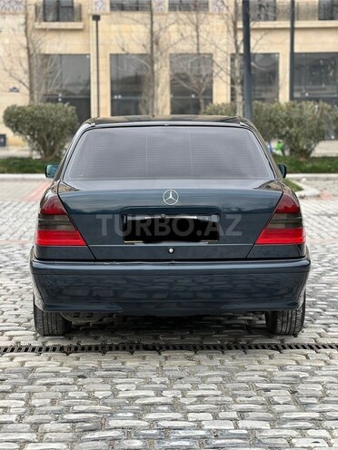 Mercedes C 200 2000, 389,000 km - 2.0 l - Bakı