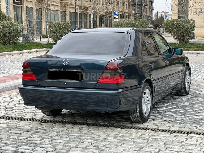 Mercedes C 200 2000, 389,000 km - 2.0 l - Bakı