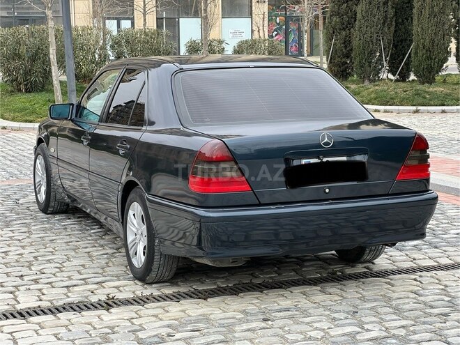 Mercedes C 200 2000, 389,000 km - 2.0 l - Bakı