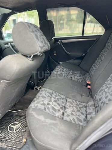 Mercedes C 200 2000, 389,000 km - 2.0 l - Bakı