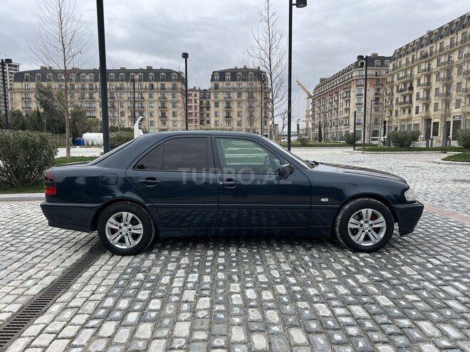Mercedes C 200 2000, 389,000 km - 2.0 l - Bakı