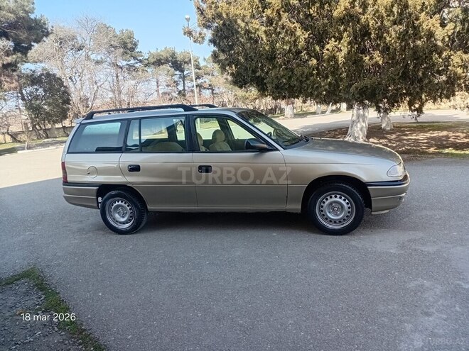 Opel Astra 1997, 245,200 km - 1.6 l - Bakı