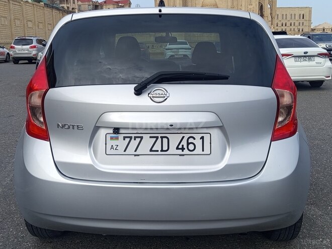Nissan Note-6