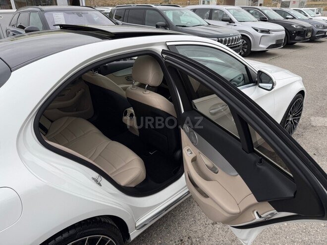 Mercedes C 300-17