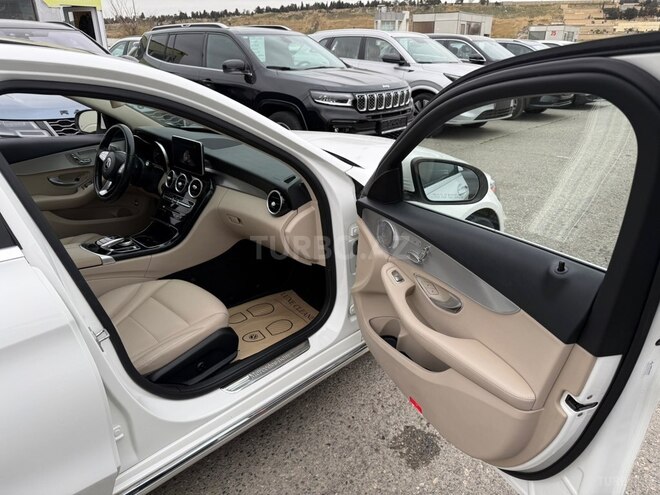 Mercedes C 300-16