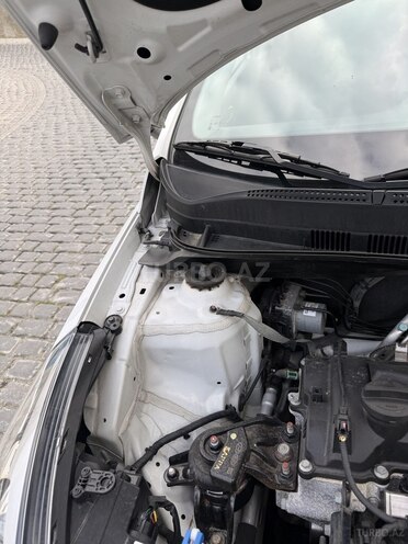 Hyundai Accent 2018, 180,000 km - 1.4 l - Bakı