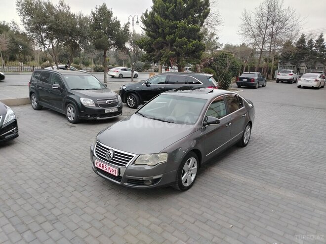Volkswagen Passat-1