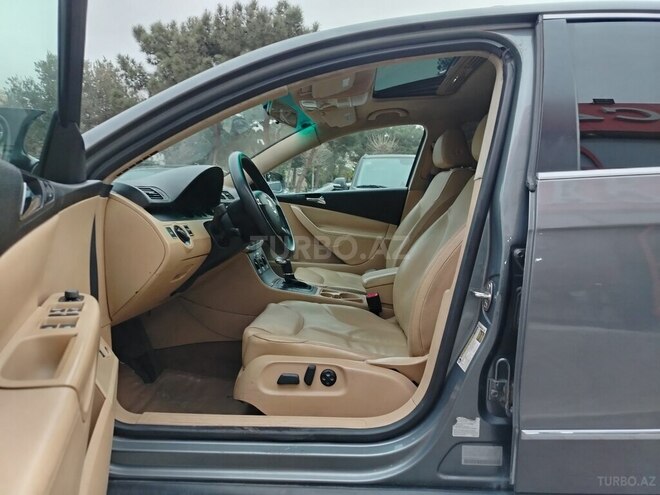 Volkswagen Passat-14