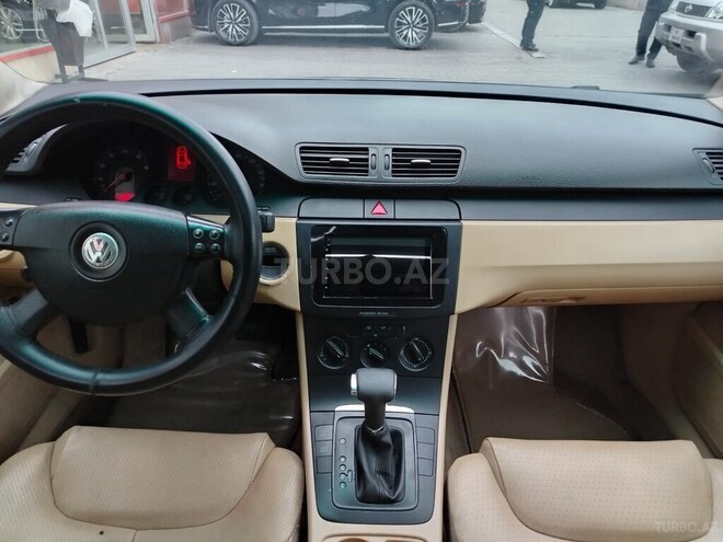 Volkswagen Passat-16