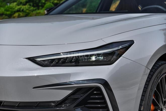 Changan Uni-V-4