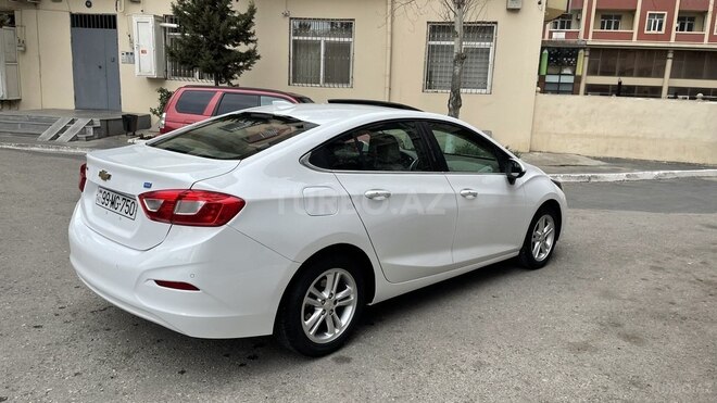 Chevrolet Cruze-3
