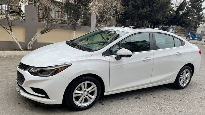 Chevrolet Cruze-11