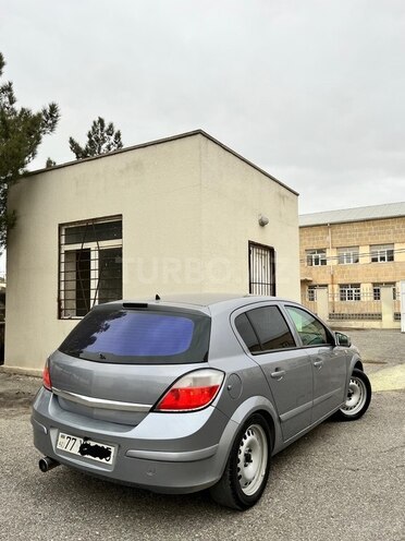 Opel Astra 2004, 28,000 km - 1.4 l - Bakı
