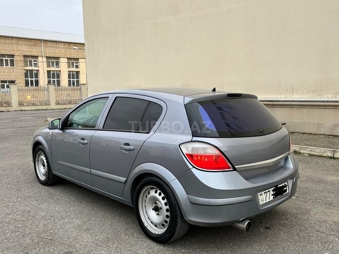 Opel Astra 2004, 28,000 km - 1.4 l - Bakı