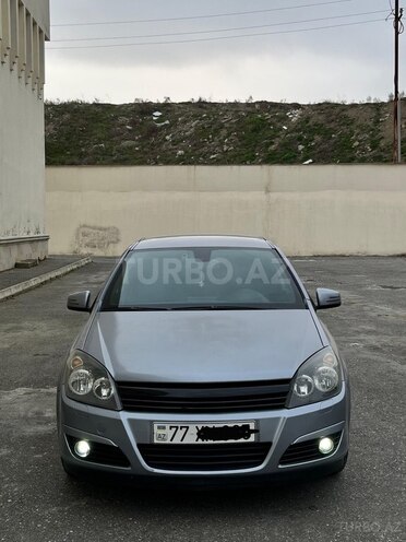Opel Astra 2004, 28,000 km - 1.4 l - Bakı