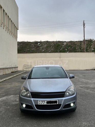 Opel Astra 2004, 28,000 km - 1.4 l - Bakı