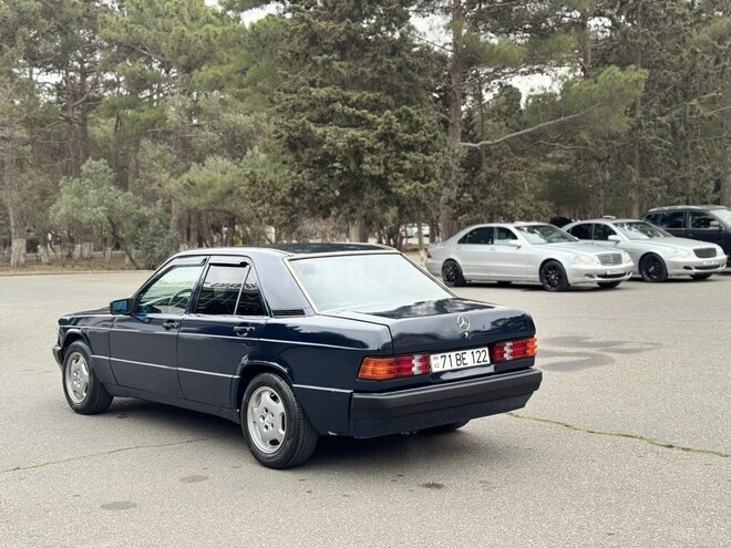 Mercedes 190 1993, 396,000 km - 2.0 l - Sumqayıt