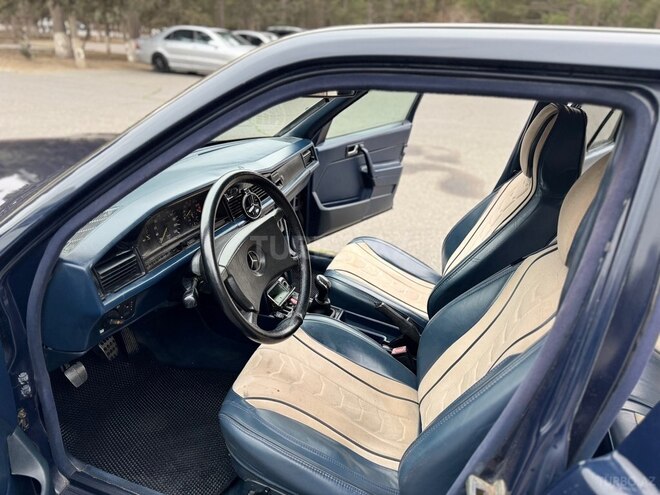 Mercedes 190 1993, 396,000 km - 2.0 l - Sumqayıt
